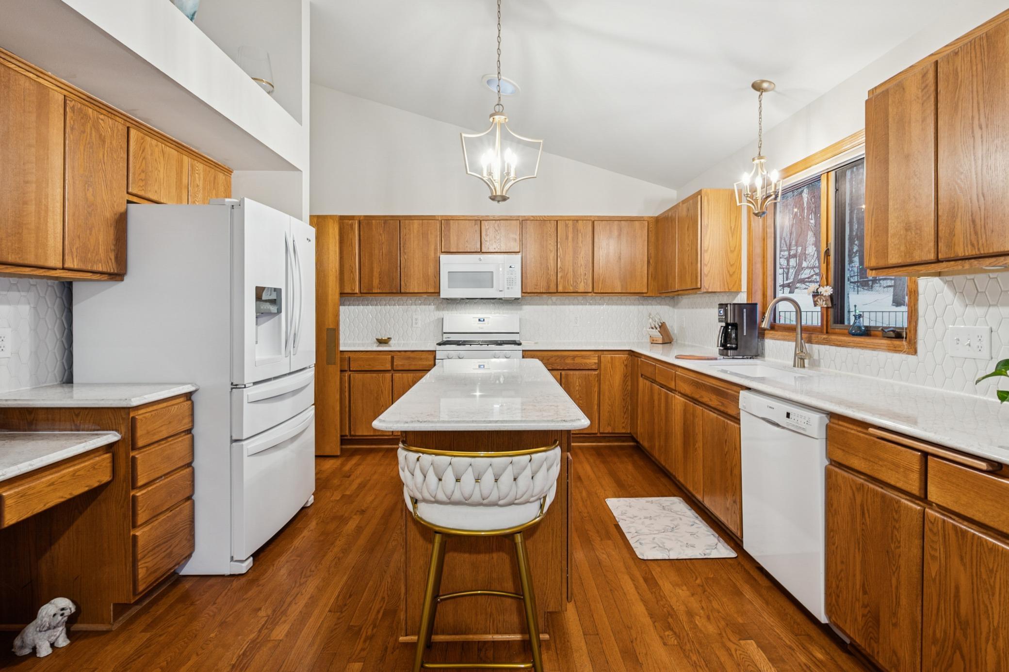 13526 Daisy Court Rosemount, MN 55068 - Photo 5 of 48