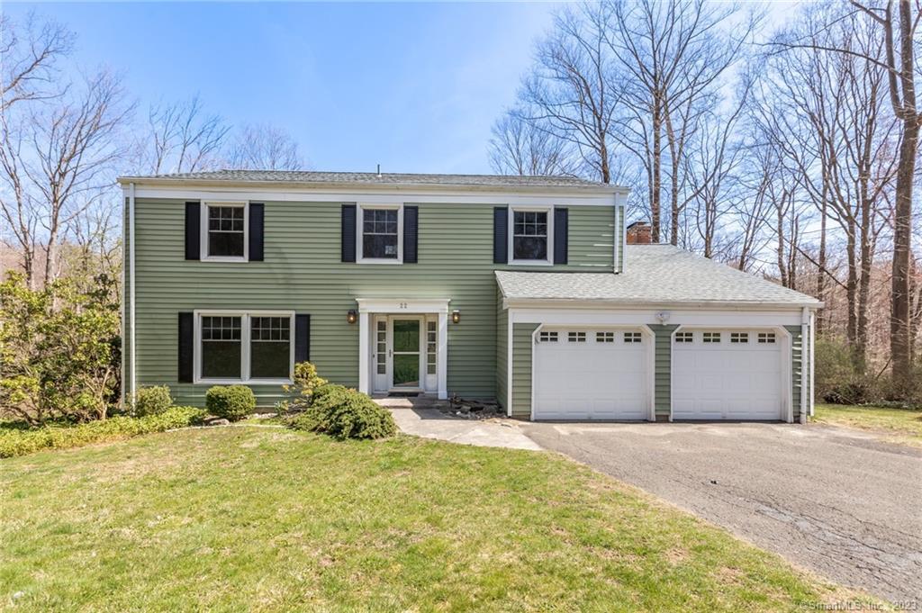 5 Bedroom Colonial on desirable in- town cul-de-sac