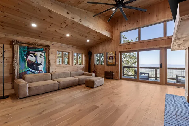 $1,900,000 | 895 Hidden Brow Road, Menlo, GA 30731