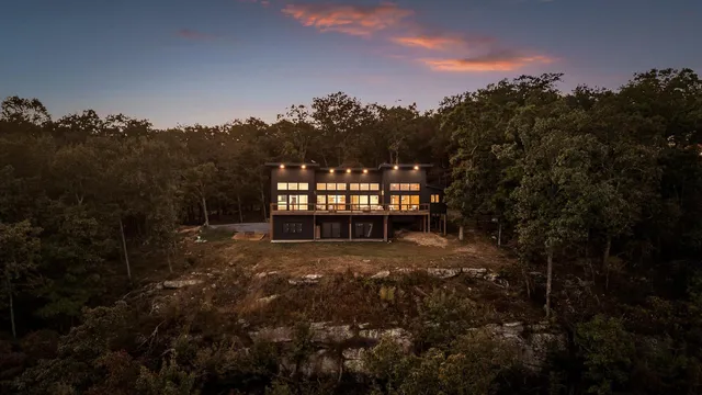 $1,900,000 | 895 Hidden Brow Road, Menlo, GA 30731