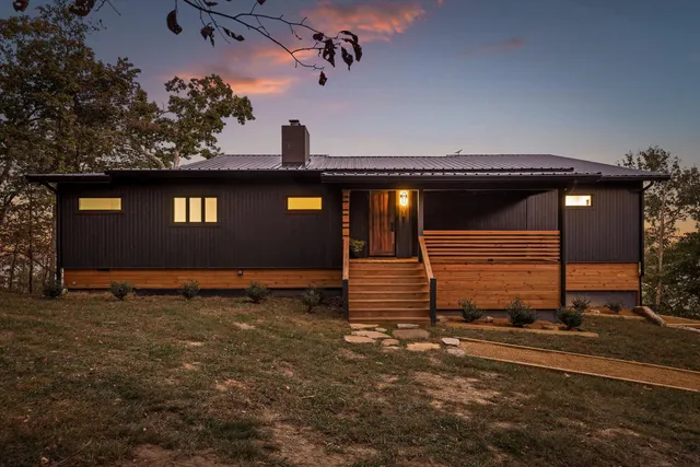 $1,900,000 | 895 Hidden Brow Road, Menlo, GA 30731