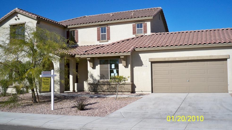 7416 West Cordes Road Phoenix, AZ 85043 - Photo 1 of 10 AWESOME STARTER