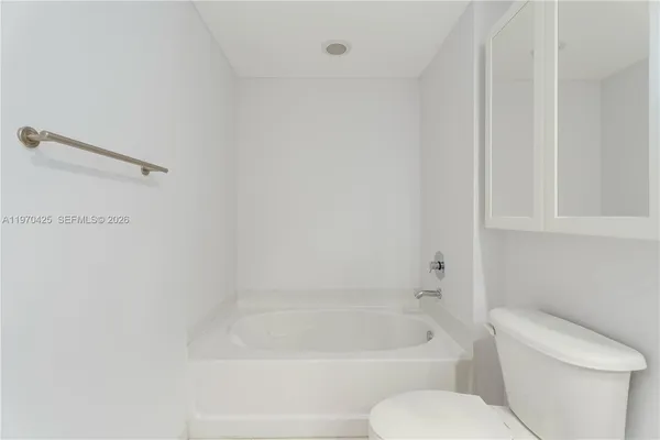 $5,400 | 951 Brickell Avenue, Unit 3607, Miami, FL 33131