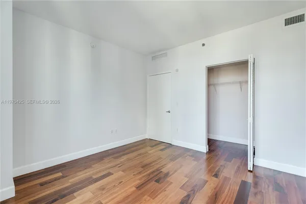 $5,400 | 951 Brickell Avenue, Unit 3607, Miami, FL 33131