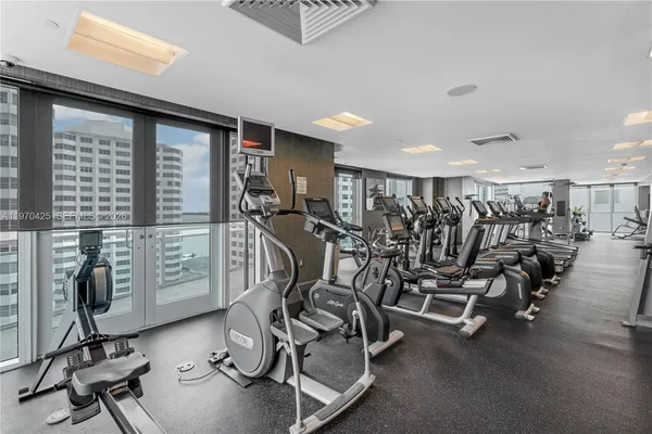 $5,400 | 951 Brickell Avenue, Unit 3607, Miami, FL 33131