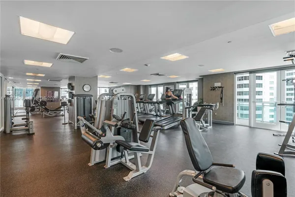 $5,400 | 951 Brickell Avenue, Unit 3607, Miami, FL 33131