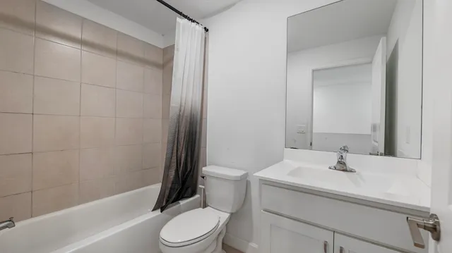 $445,000 | 4407 Hemlock Street, Palm Beach Gardens, FL 33410