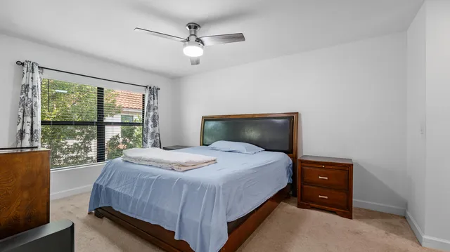 $445,000 | 4407 Hemlock Street, Palm Beach Gardens, FL 33410