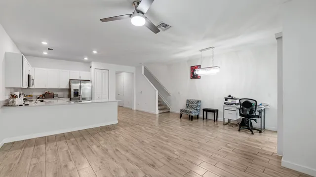 $445,000 | 4407 Hemlock Street, Palm Beach Gardens, FL 33410