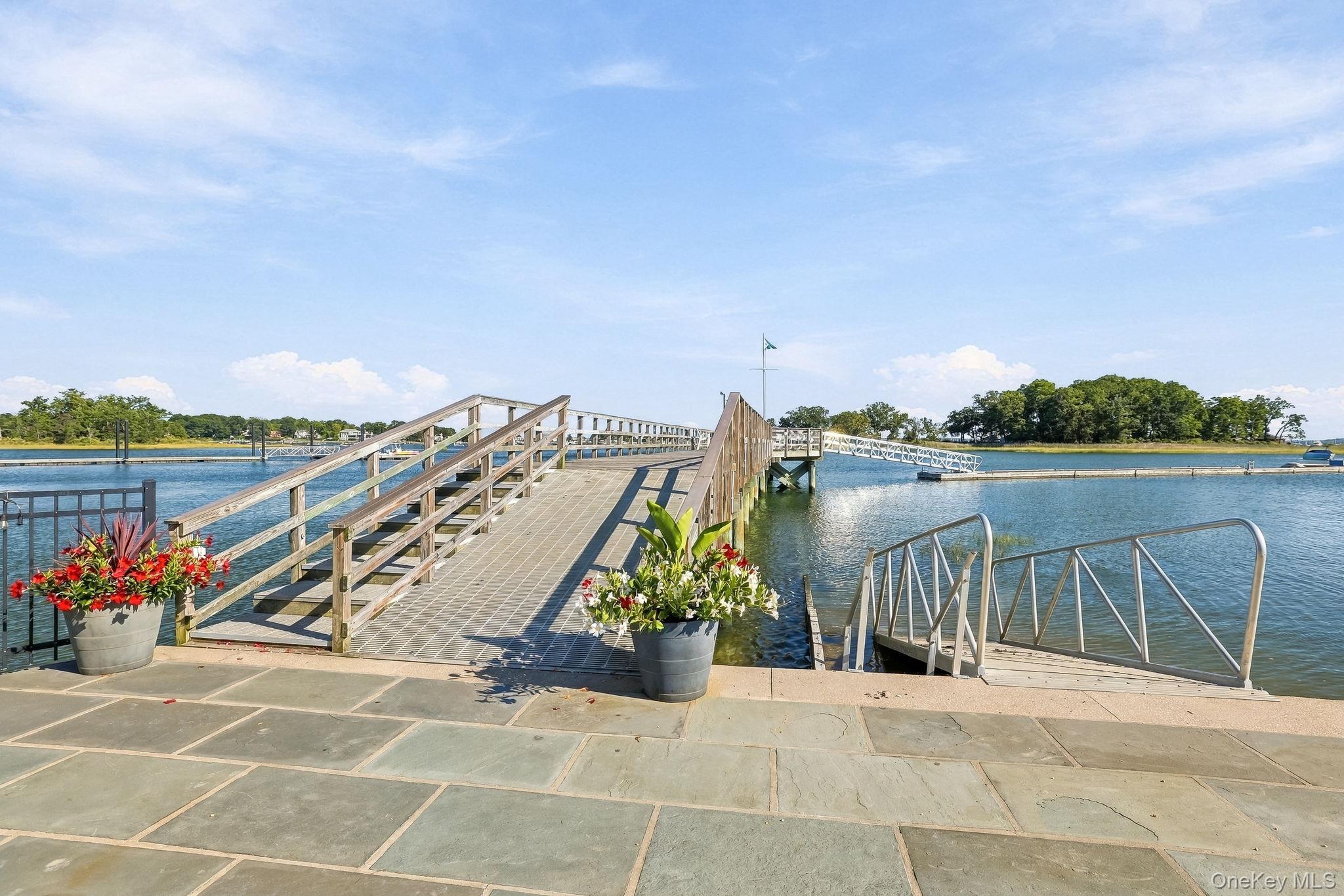 69 Rye Road Rye, NY 10580 - Photo 40 of 44 Greenhaven Rye Association Dock