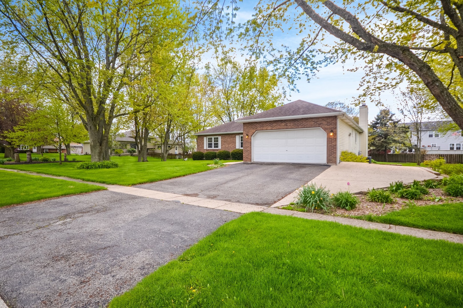 612 Maple Avenue Maple Park, IL 60151 - Photo 2 of 25