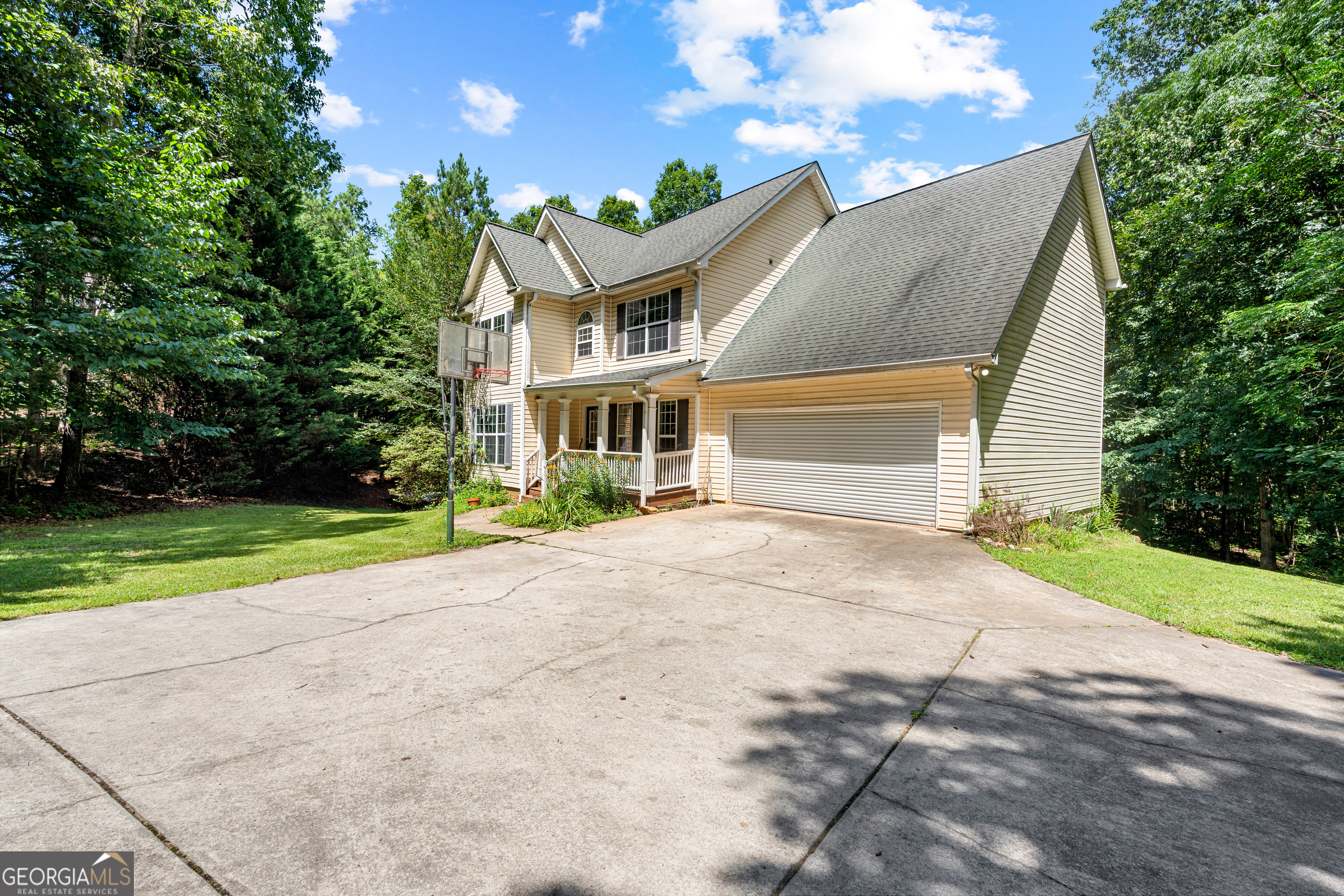 893 Hines Road Moreland, GA 30259 - Photo 3 of 62