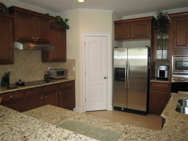 14 Fawn Hill Drive, Unit ROCKWELL PLANTATION II Anderson, SC 29621 - Photo 4 of 20 Gallery Image 4