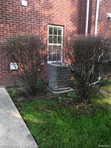 654 Cherry Orchard Road, Unit 154 Canton, MI 48188 - Photo 70 of 74 IMG_2325.jpg