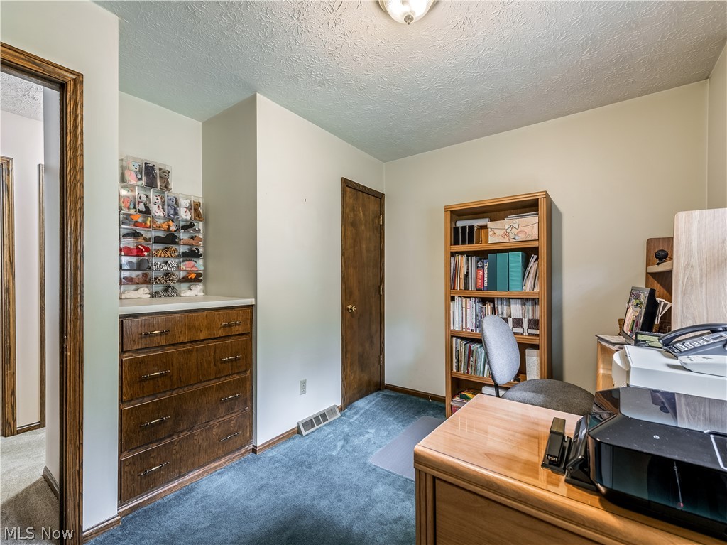 2803 Lynne Road Akron, OH 44312 - Photo 13 of 25 Gallery Image 13