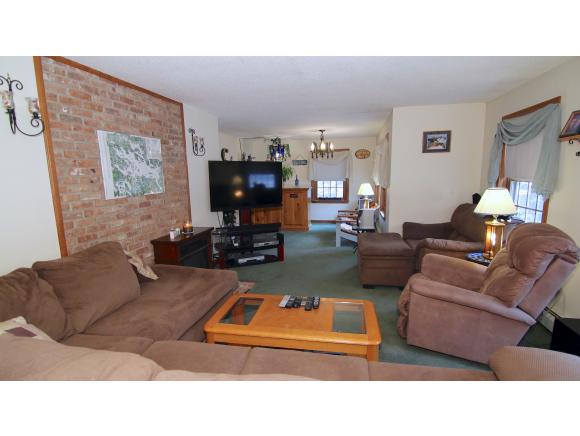 2761 Lake Shore Road, Unit 43 Gilford, NH 03249 - Photo 7 of 22 Gallery Image 7