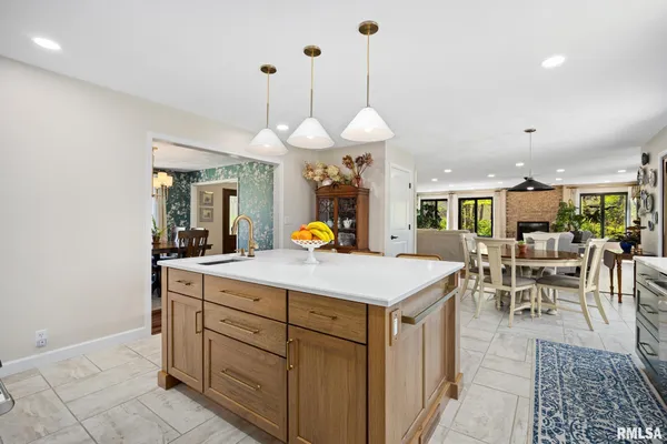 $550,000 | 12215 Wake Robin Way, Dunlap, IL 61525