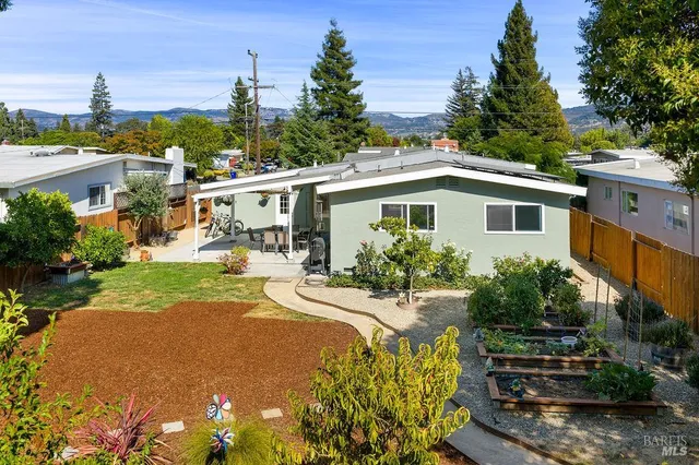 $729,000 | 429 Greenbach Street, Napa, CA 94559