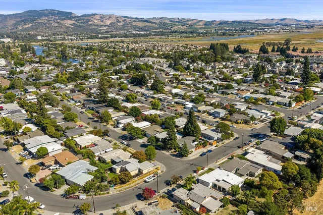 $729,000 | 429 Greenbach Street, Napa, CA 94559