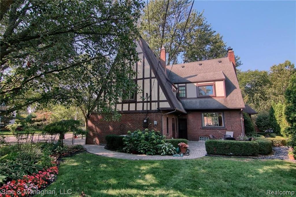 904 Pemberton Road Grosse Pointe Park, MI 48230 - Photo 28 of 30