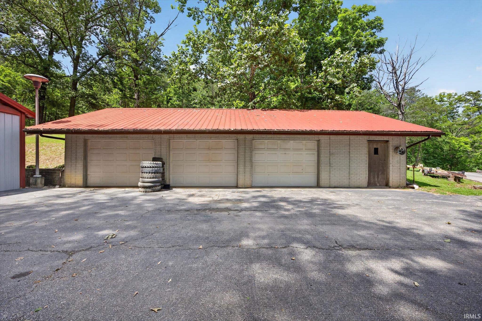 7600 East Pine Grove Road Bloomington, IN 47401 - Photo 41 of 46