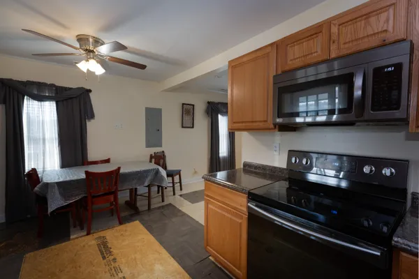 $550,000 | 126 North N Highway, Moncks Corner, SC 29461