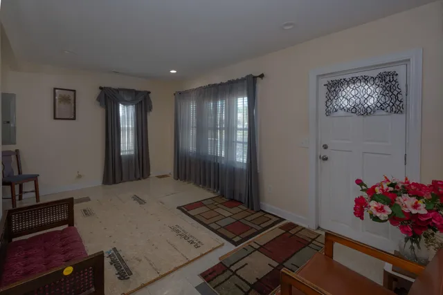 $639,000 | 126 North N Highway, Moncks Corner, SC 29461