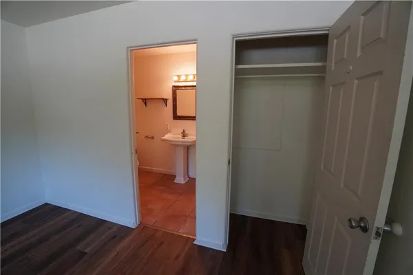 $395 | 510 Three Mile Hill, Unit 1, Mount Pleasant, PA 15666