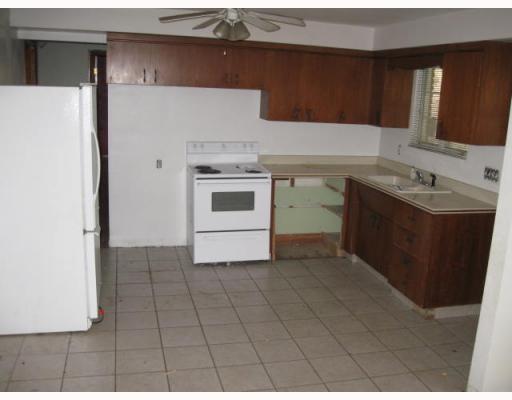 2839 Italy Road Murrysville, PA 15632 - Photo 3 of 12 Kitchen.