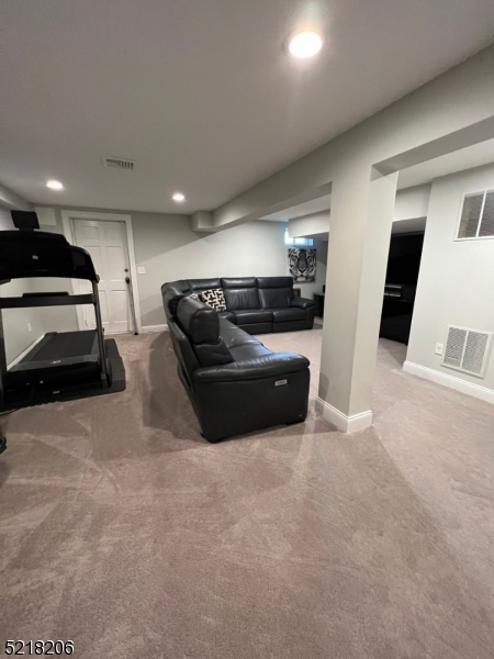 206 Patriots Road Morris Plains, NJ 07950 - Photo 18 of 20 Gallery Image 18