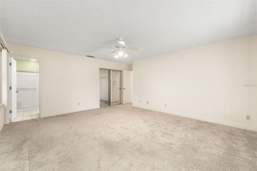 11606 Northwest 120th Terrace Alachua, FL 32615 - Photo 11 of 46 an empty room with an entryway