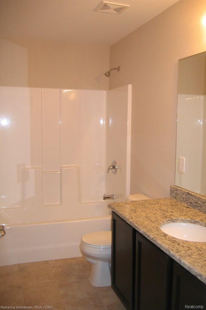 4582 Clifford Road Brighton, MI 48116 - Photo 23 of 34 8.3