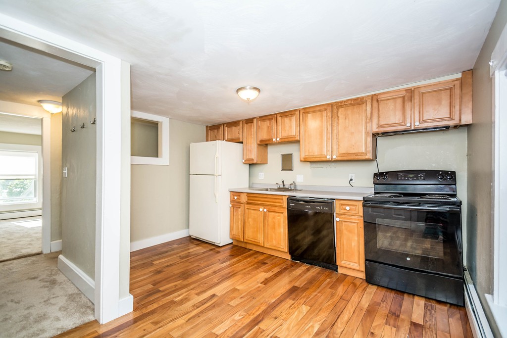 1127 Main Street Reading, MA 01867 - Photo 11 of 30 Gallery Image 11