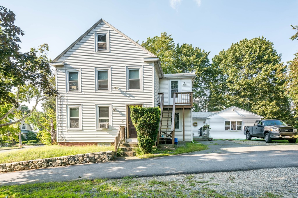 1127 Main Street Reading, MA 01867 - Photo 3 of 30 Gallery Image 3