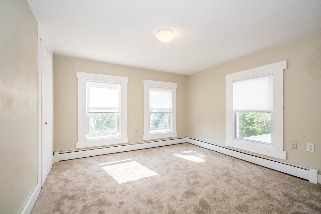 1127 Main Street Reading, MA 01867 - Photo 6 of 30 Gallery Image 6