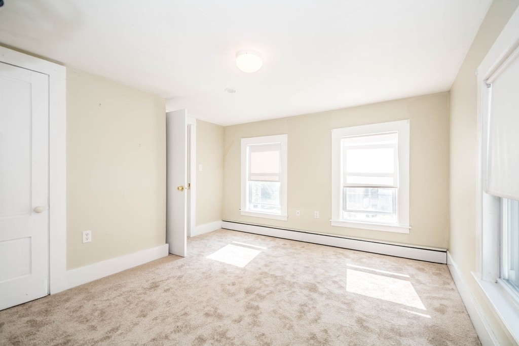 1127 Main Street Reading, MA 01867 - Photo 8 of 30 Gallery Image 8