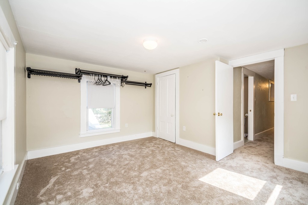 1127 Main Street Reading, MA 01867 - Photo 9 of 30 Gallery Image 9