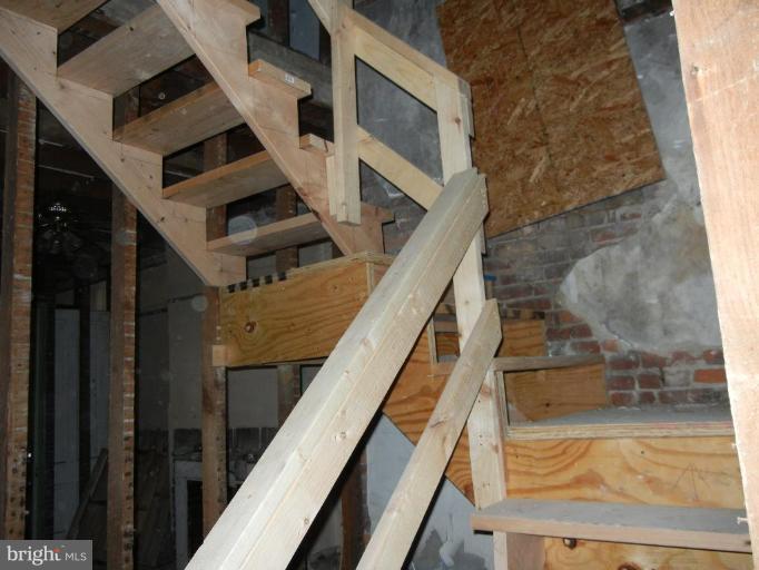 729 6th Street Northeast Washington, DC 20002 - Photo 5 of 28 Staircase