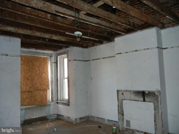 729 6th Street Northeast Washington, DC 20002 - Photo 6 of 28 Bedroom #1