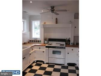 529 Bobbin Mill Road Media, PA 19063 - Photo 5 of 12 Kitchen