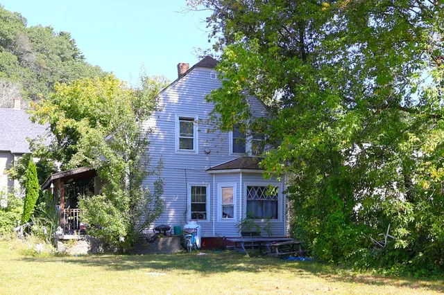 $329,000 | 40 Union Street, Hartford, VT 05001