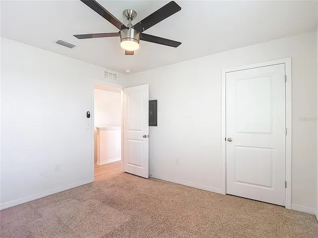 $384,900 | 8075 Broad Pointe Drive, Zephyrhills, FL 33540