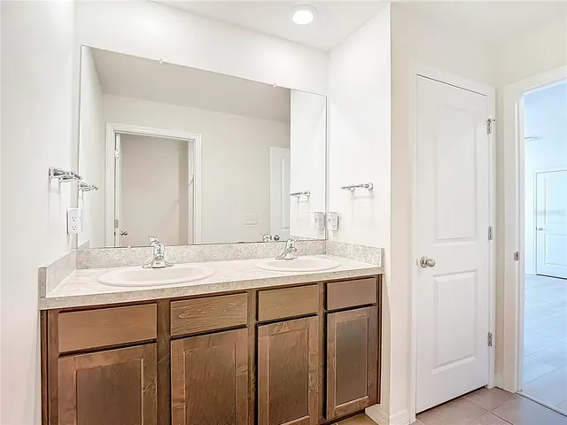 $384,900 | 8075 Broad Pointe Drive, Zephyrhills, FL 33540