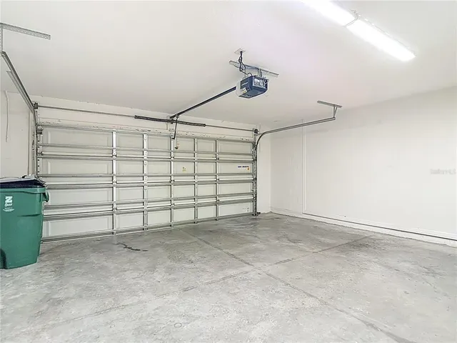 $384,900 | 8075 Broad Pointe Drive, Zephyrhills, FL 33540