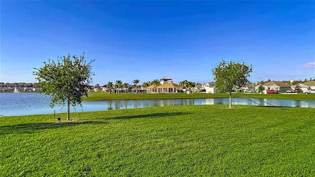 $384,900 | 8075 Broad Pointe Drive, Zephyrhills, FL 33540