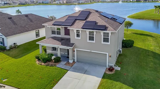 $384,900 | 8075 Broad Pointe Drive, Zephyrhills, FL 33540