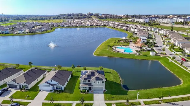 $384,900 | 8075 Broad Pointe Drive, Zephyrhills, FL 33540