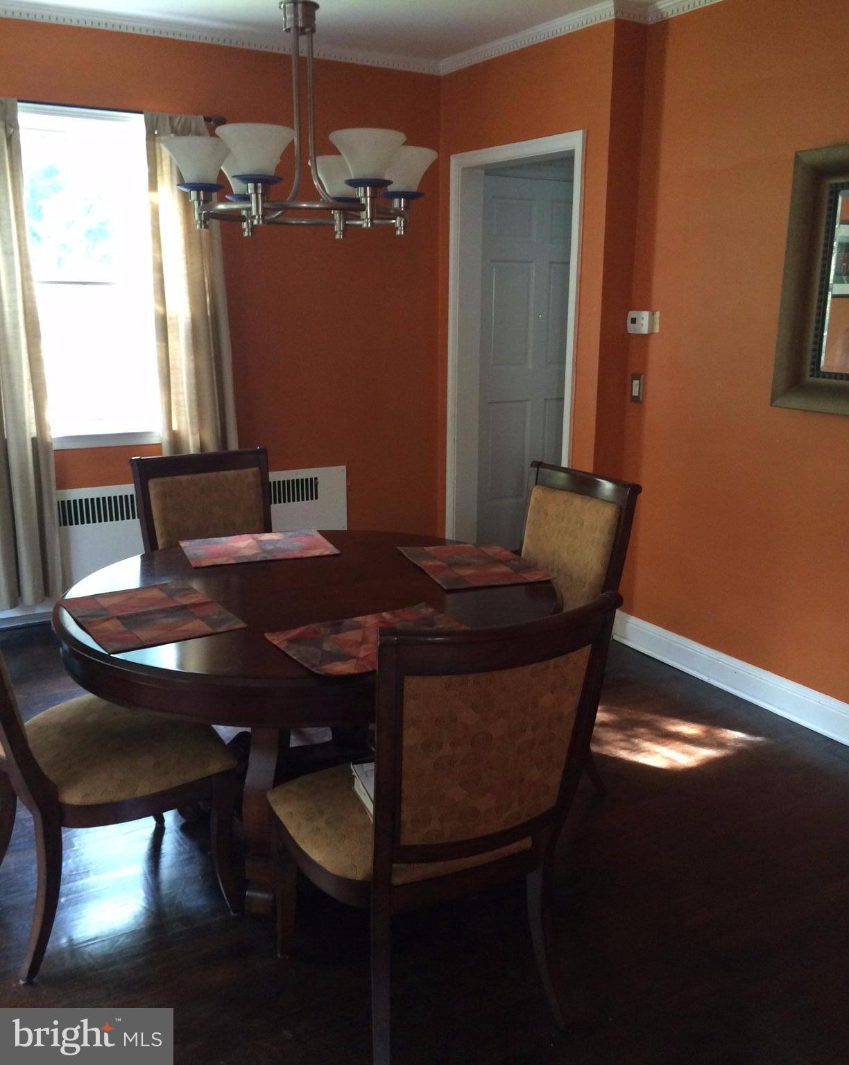 3403 Pinkney Road Baltimore, MD 21215 - Photo 5 of 20 Dining Room