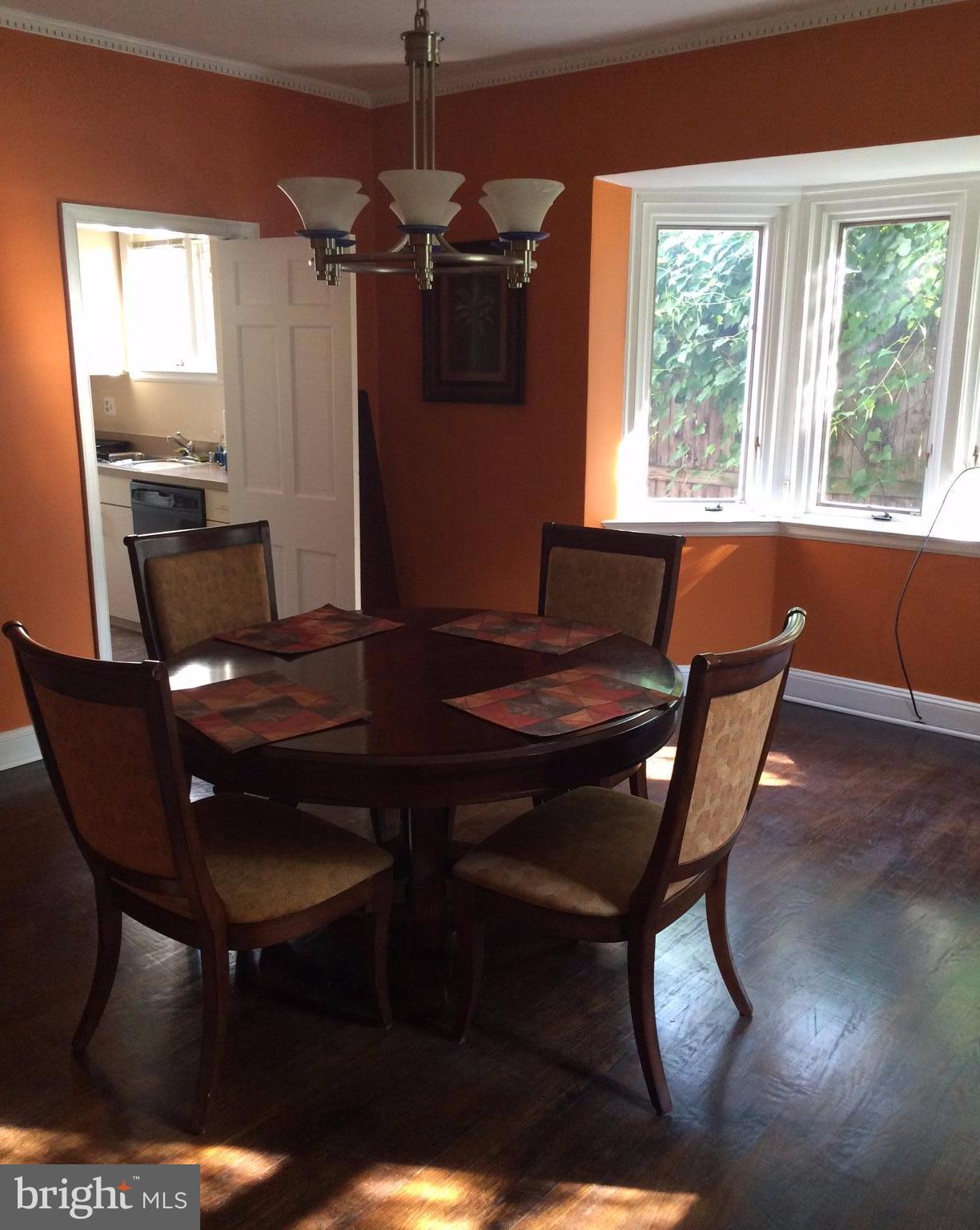3403 Pinkney Road Baltimore, MD 21215 - Photo 6 of 20 Dining Room