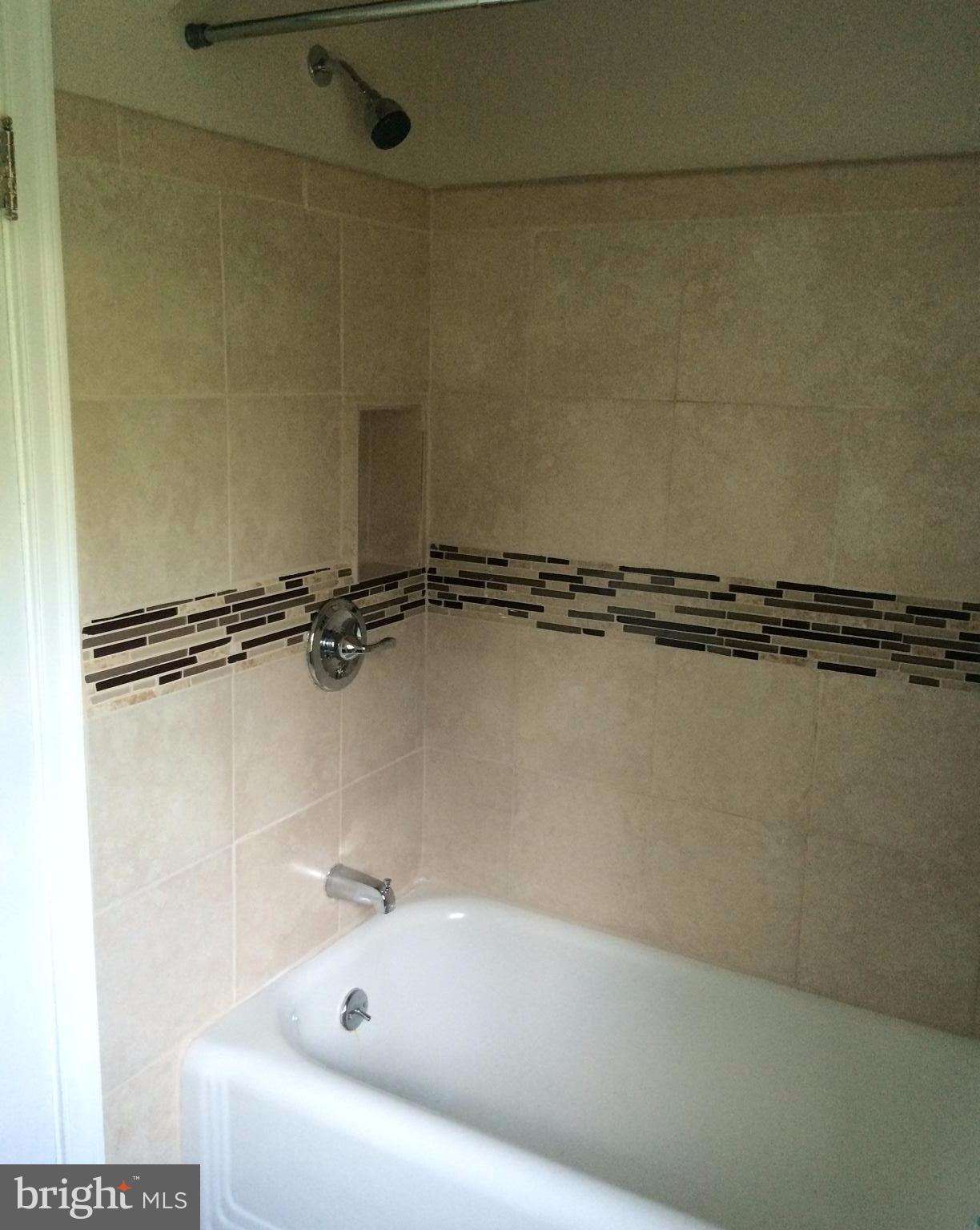 3403 Pinkney Road Baltimore, MD 21215 - Photo 10 of 20 Bath